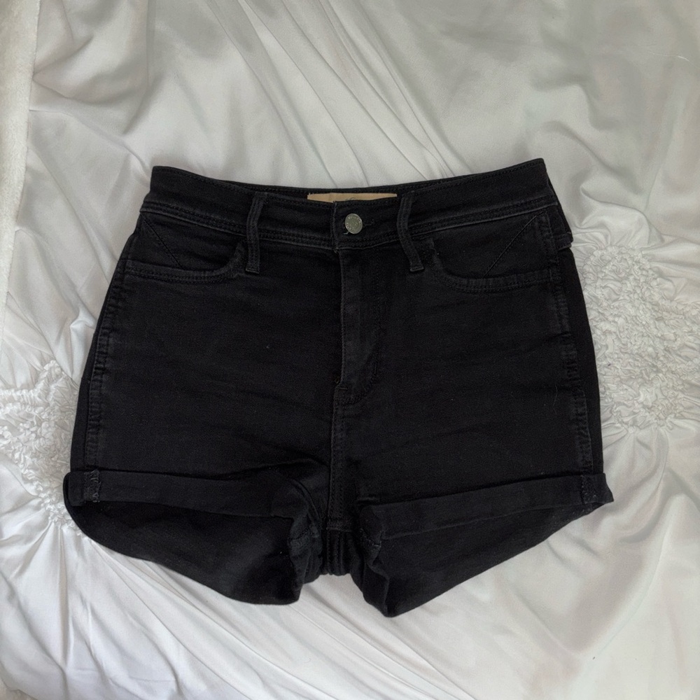 Hollister high rise black shorts